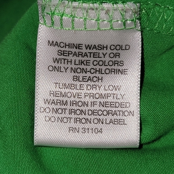 5/$10 J. KHAKI size 3T long sleeve Christmas themed top. Santa Claus graphic - Picture 3 of 6